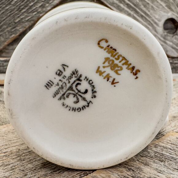 1982 Vintage Homer Laughlin "Betty"/Poinsettia Christmas/Holiday Gold Rim Mug-3" - Picture 5 of 6